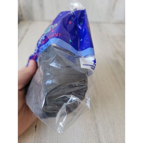 Crepe Streamer black party Halloween decor - Picture 2 of 4